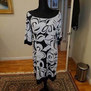 New, unused, Mid sleeve dress